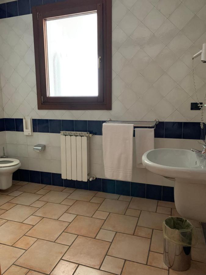 Hotel Lory Ficarolo 외부 사진
